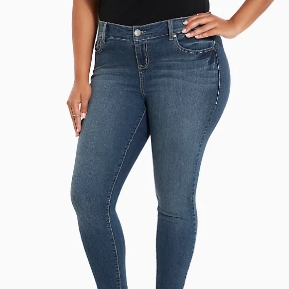 torrid Denim - TORRID size 10R mid rise luxe super skinny